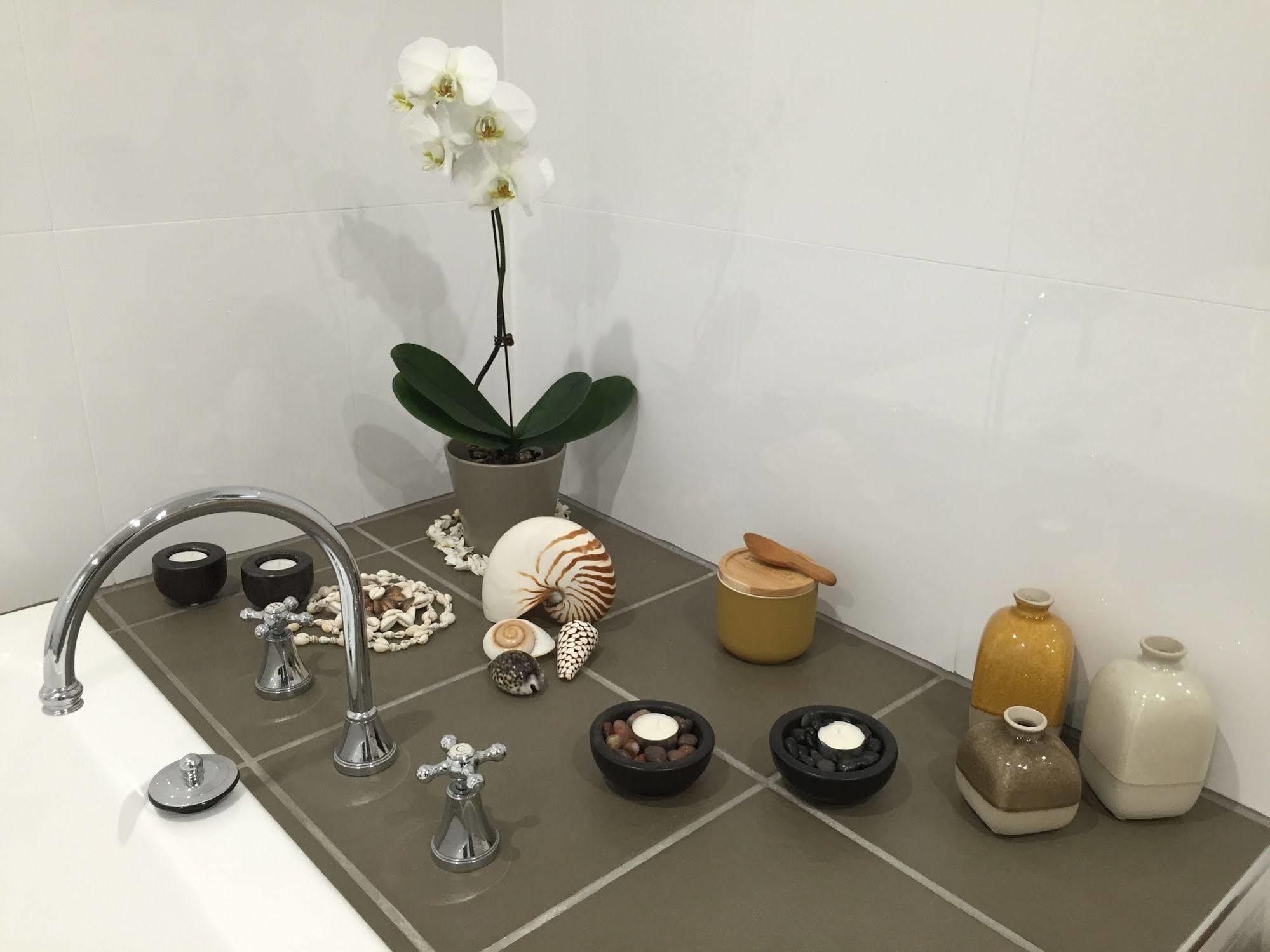 Hotel Lilies Luxury Retreats Greta